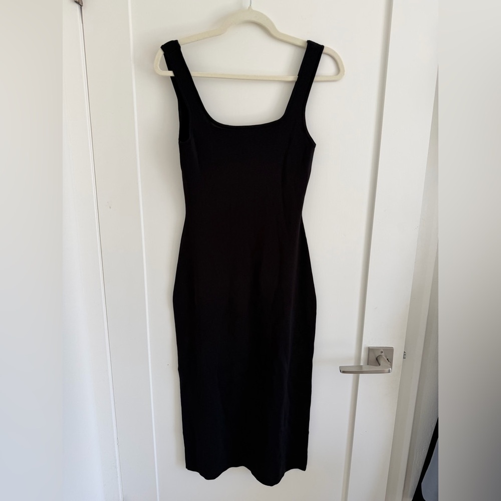 Chic Black Midi Dress